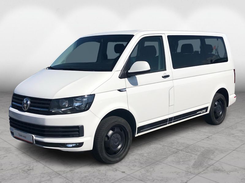 Volkswagen Transporter 2,0 TDI DSG 8 míst - fotka 1 z 26