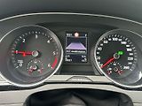 Volkswagen Passat Variant (2023) 2.0 TDI 4Motion DSG R-Line - náhled 7