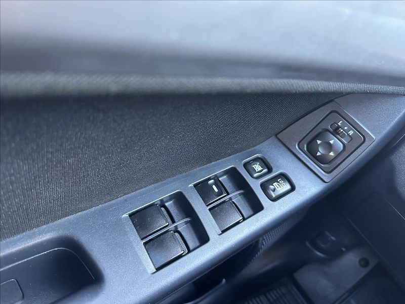 Mitsubishi Lancer 1,8 - fotka 17 z 20