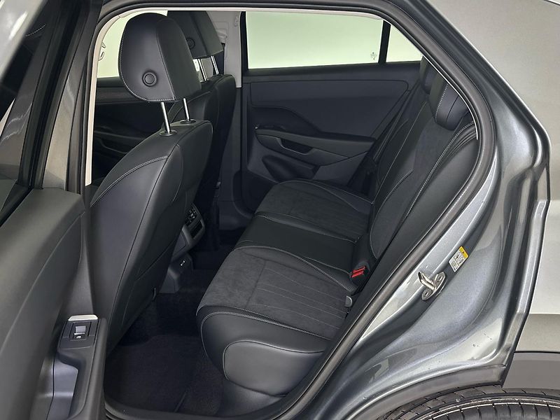 Volkswagen T-Roc (2026) SUV - fotka 8 z 28