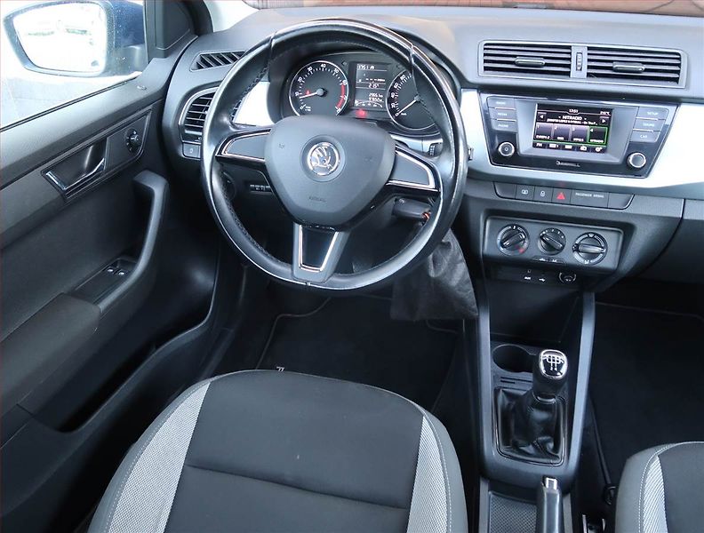 Škoda Fabia (2017) Ambition 1.2 TSI - fotka 7 z 14