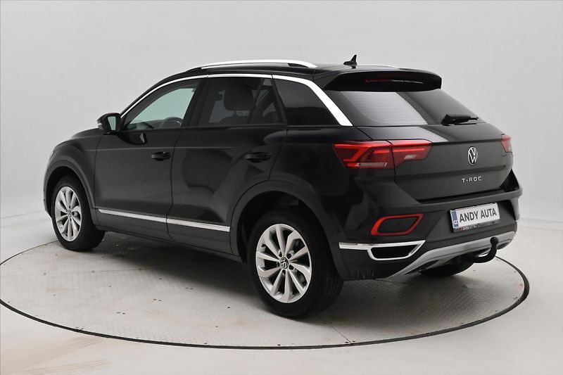 Volkswagen T-Roc 2,0 TDI 110kW DSG Style Plus Z - fotka 7 z 31