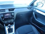 Škoda Octavia (2018) 1.6 TDI, Tempomat - náhled 8