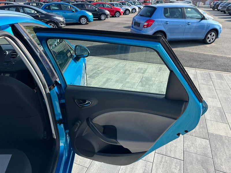 Seat Ibiza (2013) Chili 1,2 TSI 63 Kw - fotka 23 z 41
