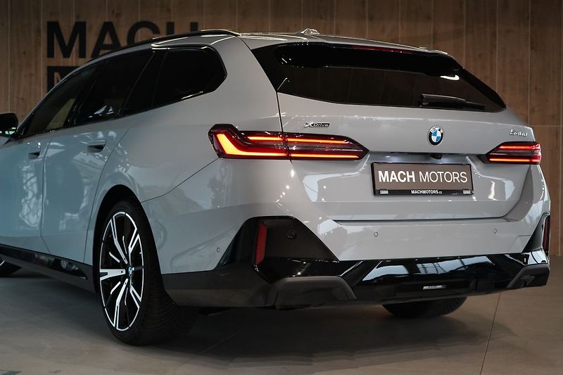 BMW Řada 5 540d xDrive, M Pro, Ventilace - fotka 13 z 46