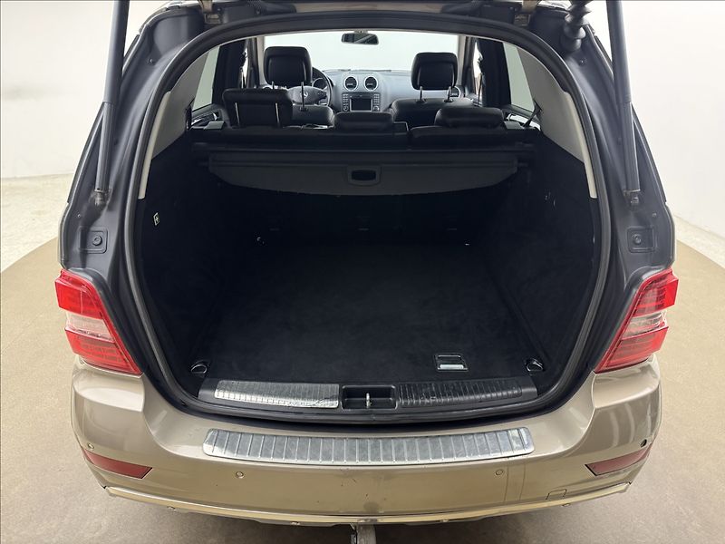 Mercedes-Benz Třídy M 3,0 ML 350 4X4 TAŽNÉ KAMERA ČR - fotka 44 z 44