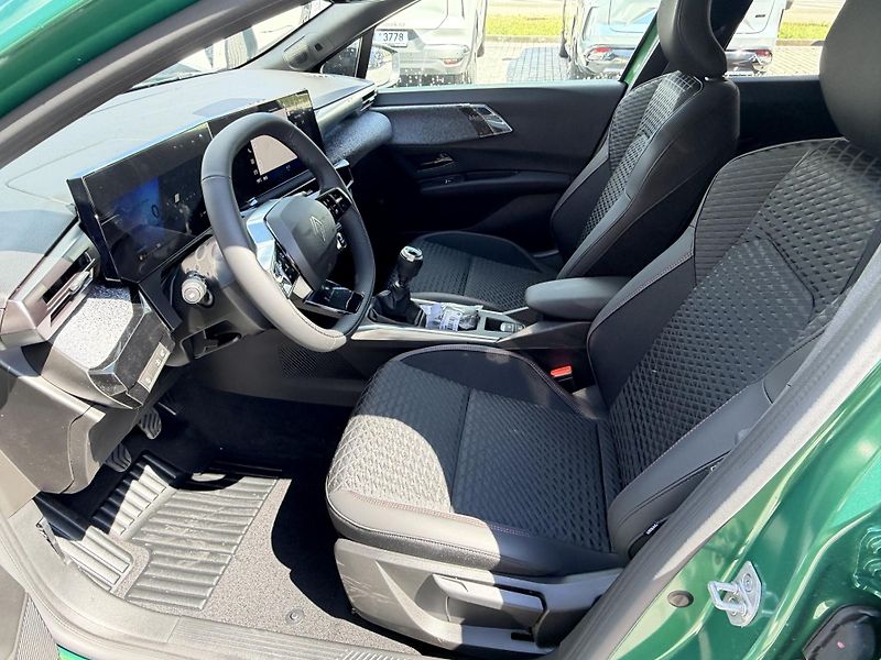 Renault Clio Techno TCE 115 - fotka 8 z 8