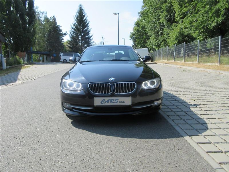 BMW Řada 3 325i 160Kw, Navi, 97 tis. Km. - fotka 5 z 42