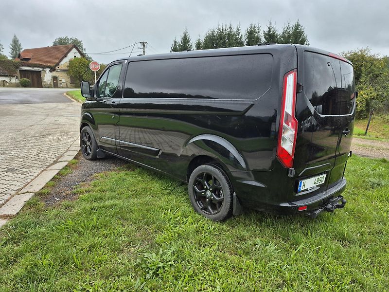 Ford Transit Custom (2015) 2.2 Tdci Long 114Kw  - fotka 13 z 24
