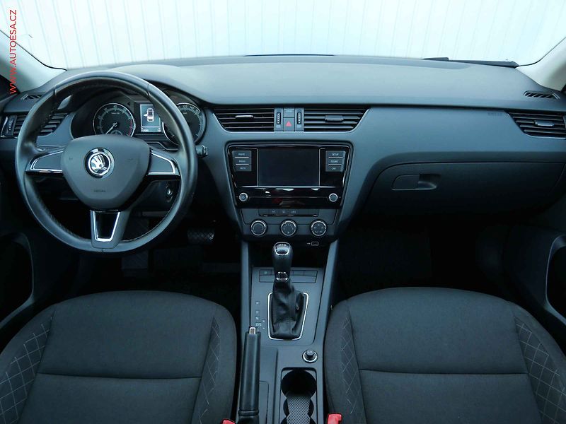 Škoda Octavia (2018) 1.4 G-TEC, 1.maj, Ambition - fotka 8 z 17