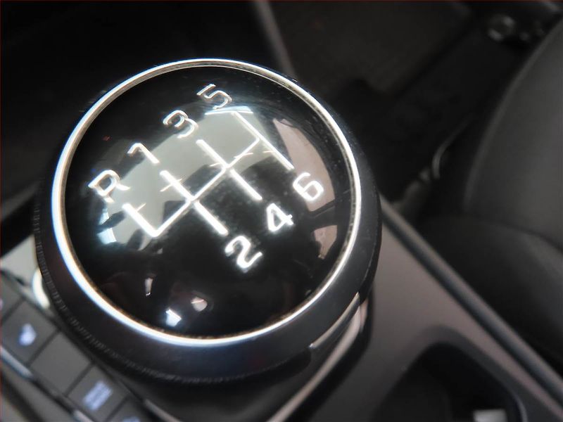 Hyundai Tucson (2021) 1.6 T-GDI - fotka 12 z 14