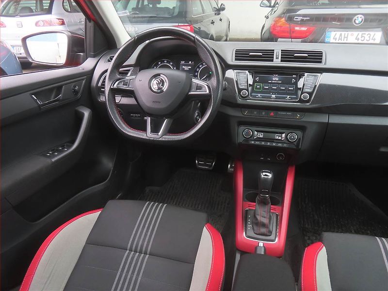 Škoda Fabia (2017) Monte Carlo 1.0 TSI, Automat - fotka 7 z 17