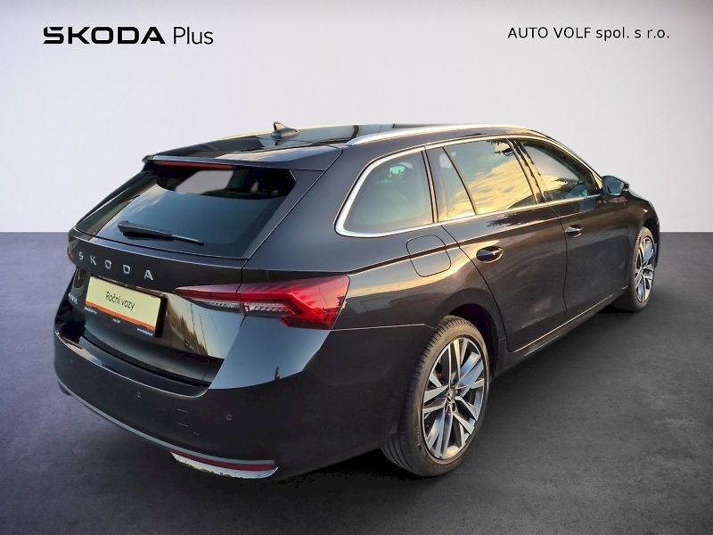 Škoda Octavia (2025) Top Selection 1.5TSi M-HEV 110 - fotka 2 z 32