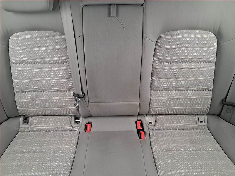 Audi A4 (2013) 2.0 TDI, Automat, Serv.kniha - fotka 10 z 17