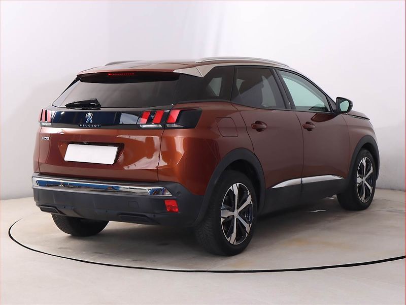 Peugeot 3008 (2019) 1.2 PureTech, Automat - fotka 5 z 21