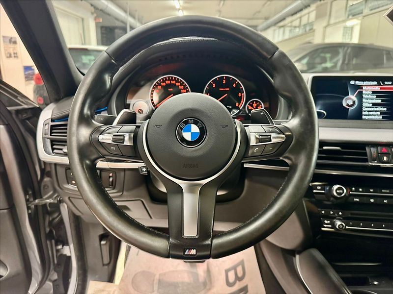 BMW X6 3,0 d X-Drive M-Sport DPH - fotka 12 z 36