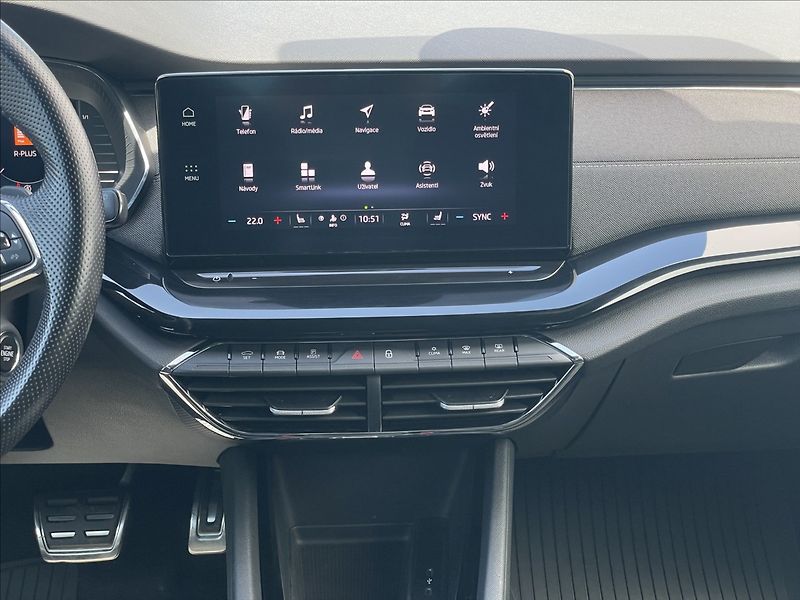 Škoda Octavia 2,0 TDI DSG Style Plus TAŽNÉ - fotka 12 z 23