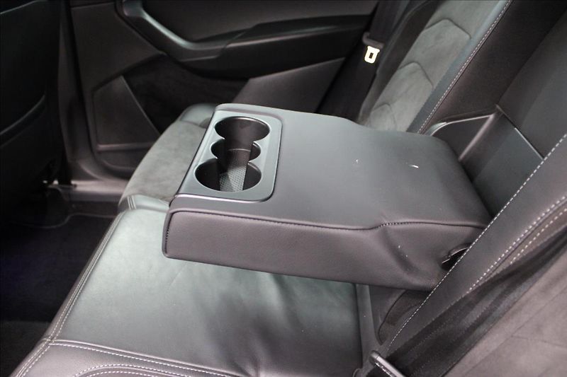 Škoda Kodiaq 2,0 TDI 140kW 4x4 Style 1.maji - fotka 25 z 34