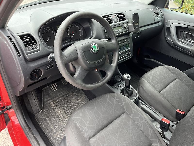 Škoda Roomster 1,2 TDi STYLE KLIMA ROZVODY - fotka 9 z 34