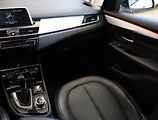 BMW Řada 2 (2017) Luxury Line 218d Gran Tourer - náhled 8