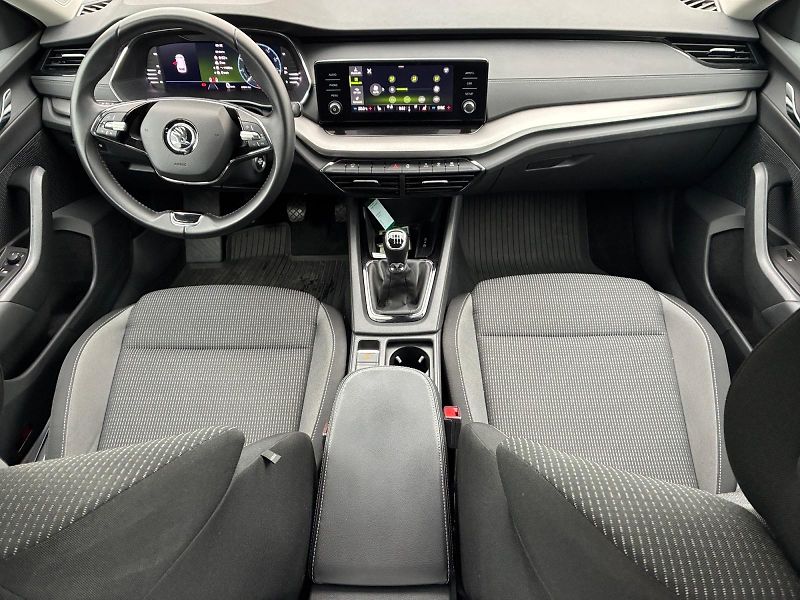 Škoda Octavia (2022) AMBITION 2.0TDI 85kW CZ DPH - fotka 9 z 11
