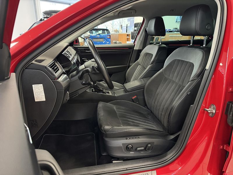 Škoda Superb 2.0TDI 4x4 DSG StylePlus - fotka 13 z 50