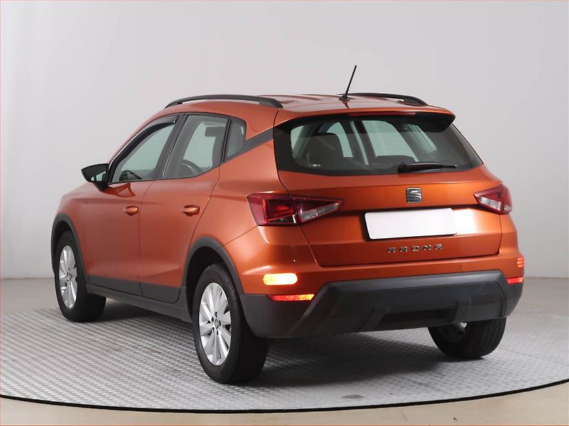 Seat Arona (2018) 1.0 TSI, Serv.kniha, Tempomat - fotka 4 z 16