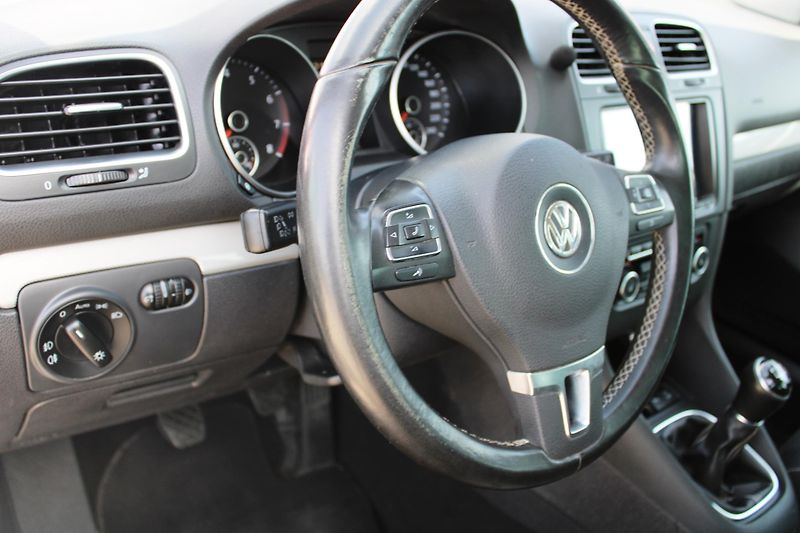Volkswagen Golf (2012) 1,2TSI MATCH EL.OKNA NAVI ALU - fotka 14 z 22