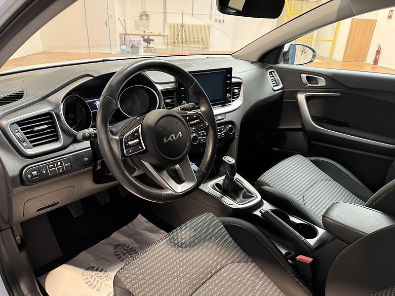 Kia Ceed 1.5 T-GDI 118kW Exclusive SW - fotka 5 z 13