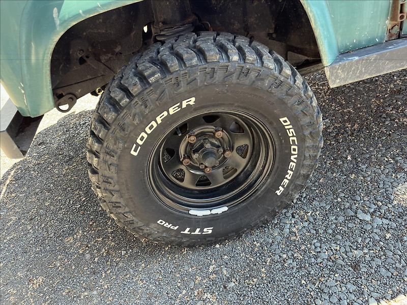 Land Rover Defender 2,5 d 83kW  LR 90 7 míst - fotka 19 z 29