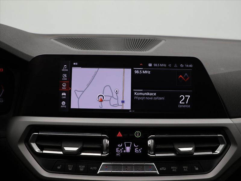 BMW Řada 3 2,0 320d 140 kW xDrive ADVANTA - fotka 15 z 28