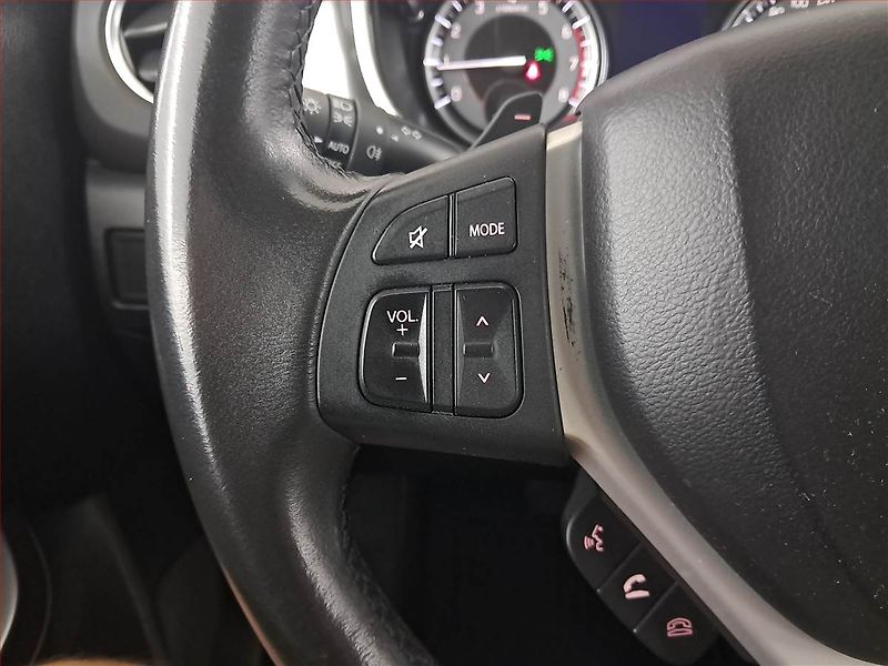 Suzuki Vitara (2021) Elegance 1.4 BoosterJet - fotka 17 z 20