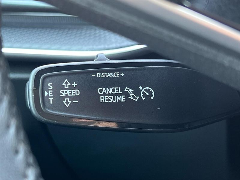 Škoda Superb 2,0 TDi 110kW 7DSG SELECTION - fotka 19 z 31