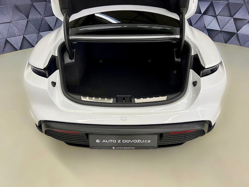 Porsche Taycan 4S PERFORMANCE, VZDUCH, BOSE - fotka 28 z 29
