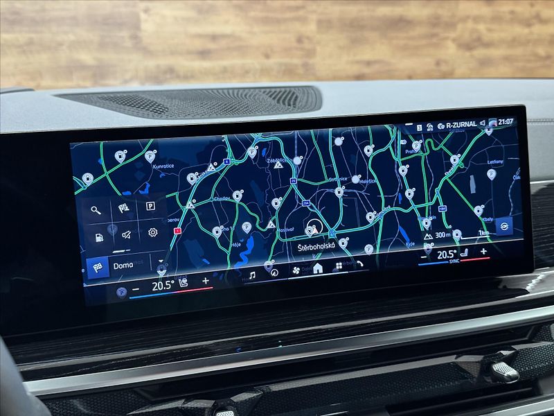 BMW X5 40i M SPORT ZÁRUKA SERVIS - fotka 14 z 33