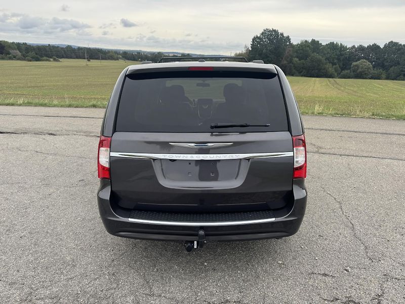 Chrysler Town & Country (2016) 3.6 V6 DOL. KM,SERVSNI KN - fotka 6 z 31