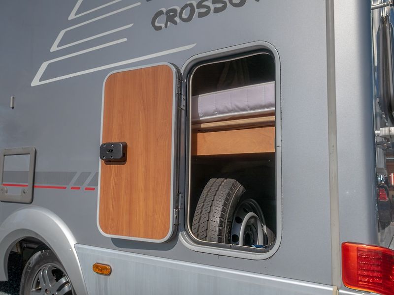 Hymer (2009) 2.3JTD 96KW - fotka 12 z 78