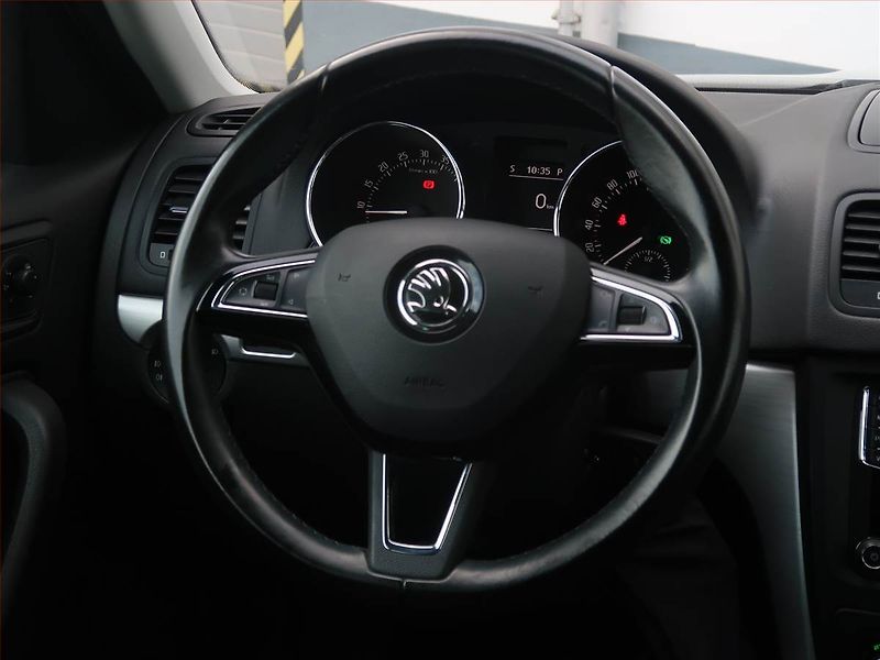 Škoda Yeti (2016) 2.0 TDI, 4X4, Automat, Navi - fotka 21 z 21
