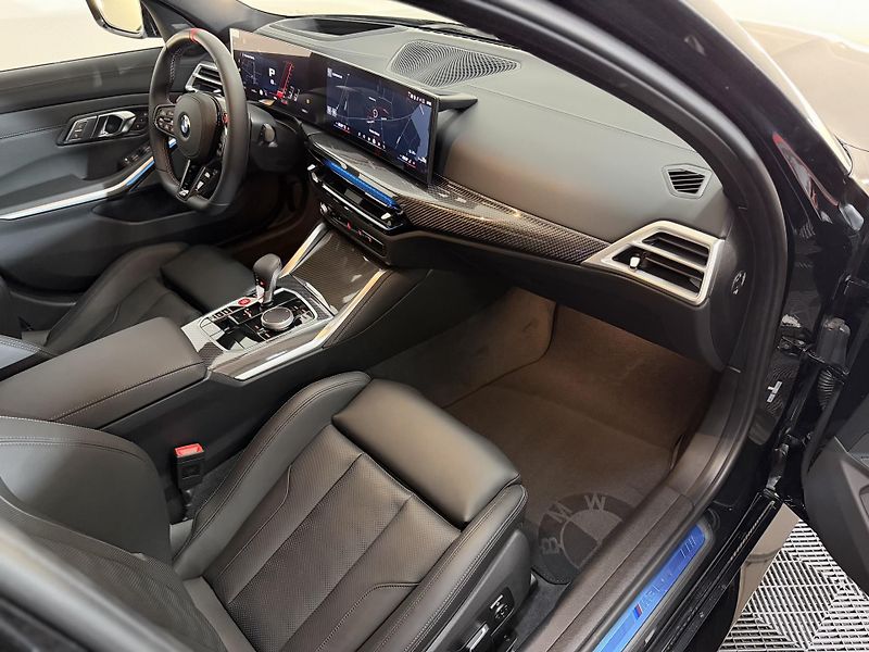 BMW M3 Competition xDrive NEW BLACK  - fotka 49 z 50
