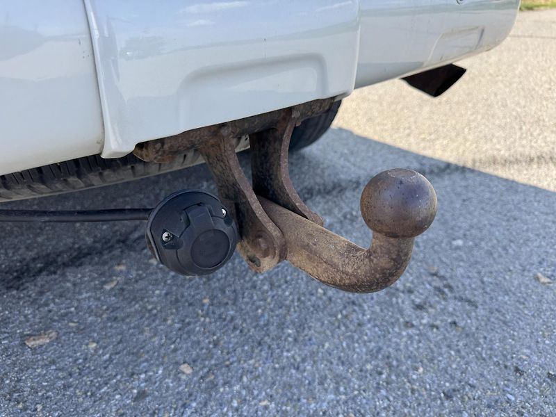 Toyota Land Cruiser 3.0 D-4D 127 kW AUT Tažné - fotka 33 z 36