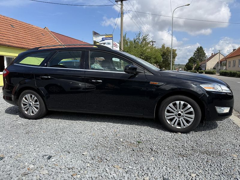 Ford Mondeo 2.0i 107 KW ALU. - fotka 6 z 13