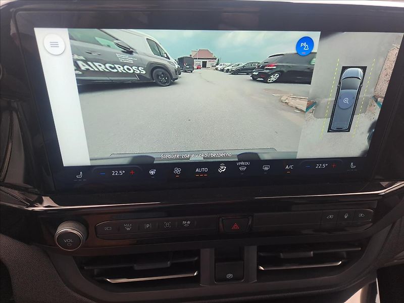 Ford Tourneo Custom 2,0 EcoBlueTitanium X L2 AWD - fotka 24 z 29