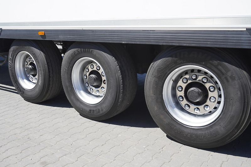 Lamberet (2016) refrigerated semi-trailer - fotka 10 z 18
