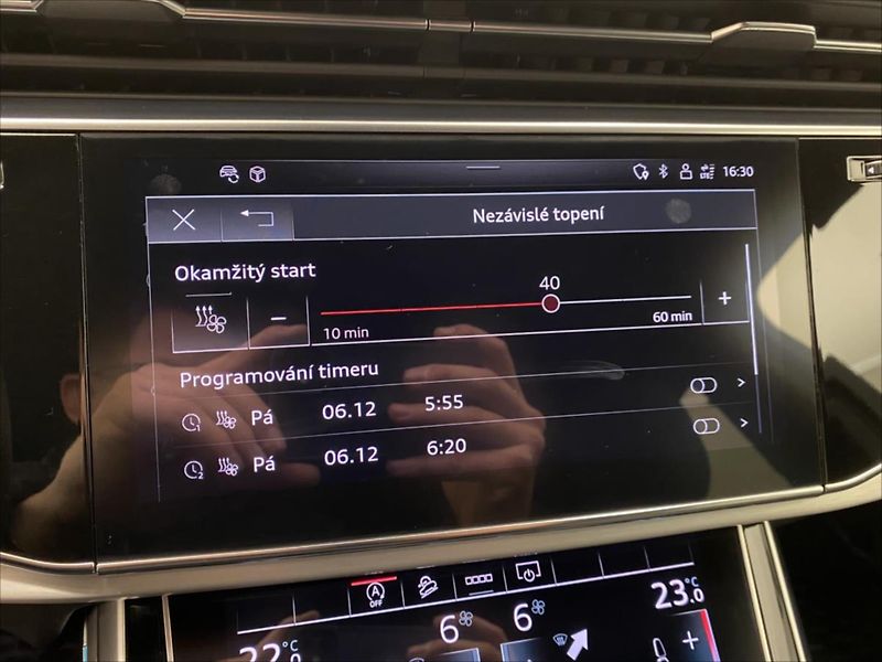 Audi Q7 3,0 TDI 210kW 7Míst S-Line - fotka 22 z 32