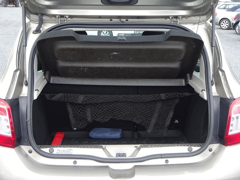 Dacia Sandero 1.2 55kW 2.MAJITEL ČR KLIMA - fotka 22 z 22