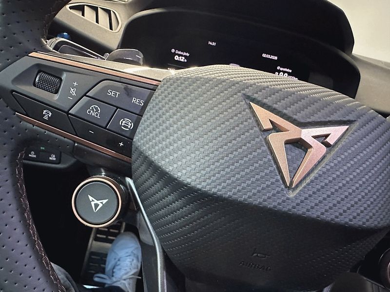 Cupra Terramar (2026) e-HYBRID 204k DSG plug-in - fotka 14 z 21