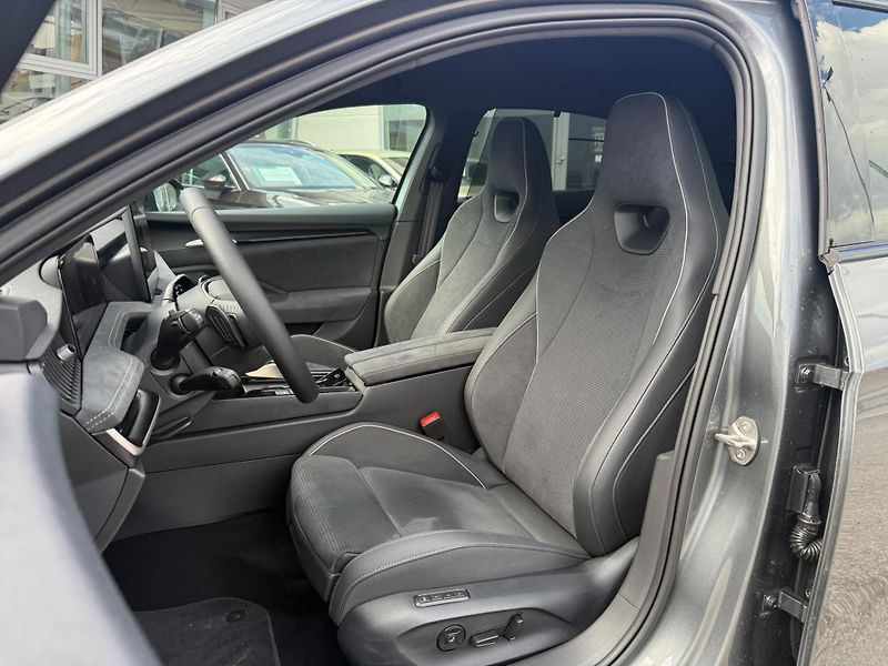 Škoda Superb iV Sportline 1,5TSI 150kw DSG - fotka 8 z 28