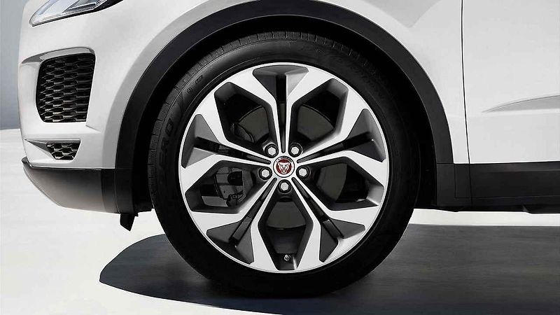 Jaguar E-Pace.