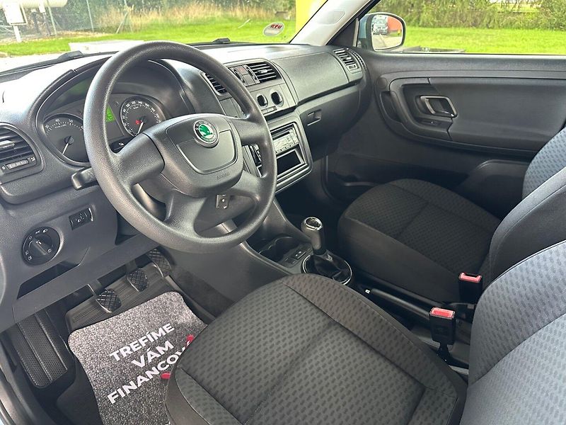 Škoda Fabia (2010) 1.2TSi 73500KM - fotka 7 z 14
