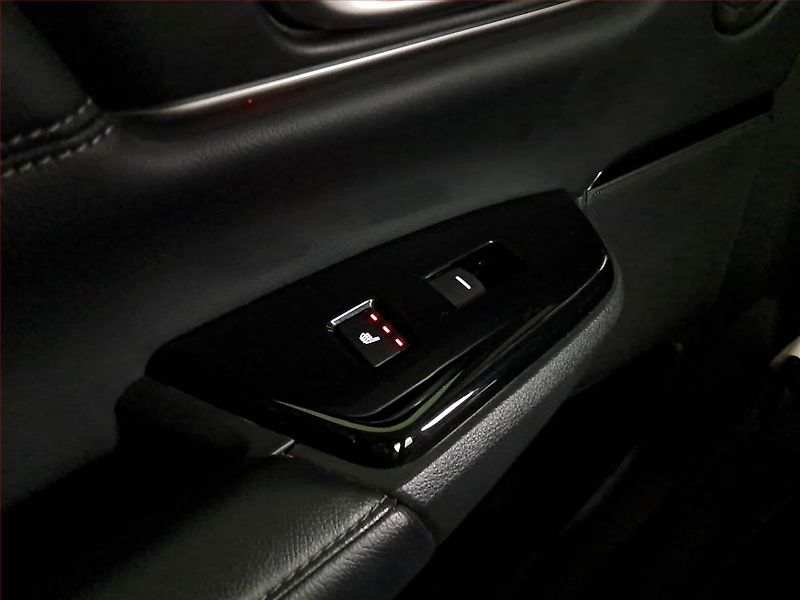 Honda CR-V (2019) 2.0i-MMD HEV - fotka 17 z 25